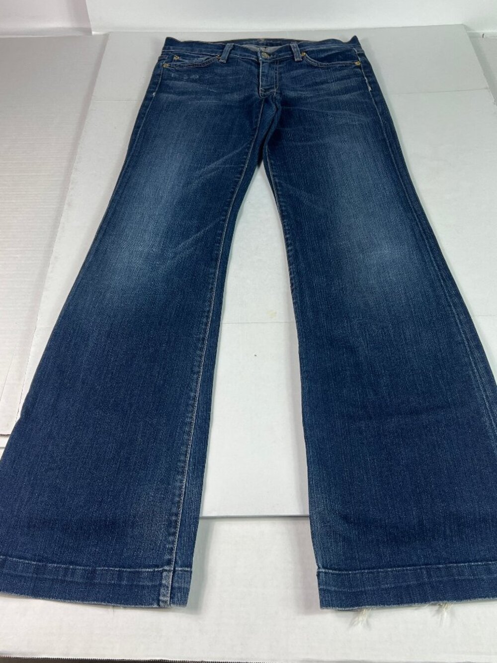7 For All Mankind Jeans Women 30x32* Dojo Flare Low Rise Blue Faded Denim Tag 27